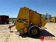 2012  Vermeer  605 Super M  Round Baler