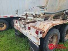1976  Fruehauf  7000 Gallon Tanker  Trailer