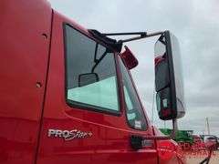 2014  International  Pro Star+  Semi Truck
