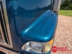 1999  International  9400  Straight Truck