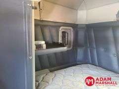 2006  Peterbilt  379  Semi Truck