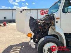 1991  International  8100  Semi Truck
