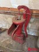Pitcher Pump & Wire Basket