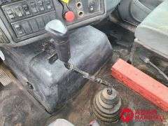 2005  International Harvester  8000  Semi Truck