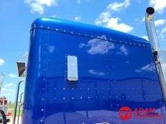 2006  Peterbilt  379  Semi Truck