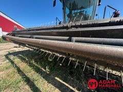 2005  Hesston  9240  Swather