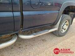 2005  Chevrolet  Silverado 2500  Pickup - Gasoline