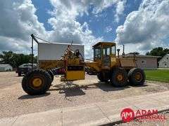 Caterpillar  120  Motor Grader - Mower