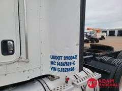 2012  Kenworth  T800  Semi Truck