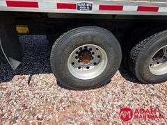 1993  International  Eagle 9300  Straight Truck