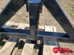 (1) Unused Wolverine Trailer Hitch Adapter for 3PT.