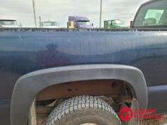 2005  Chevrolet  Silverado 2500  Pickup - Gasoline
