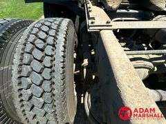 1995  Ford  LTA9000   Semi Truck - Diesel
