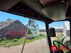 1992  Case  1660  Combine