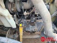 2005  International Harvester  8000  Semi Truck