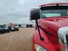 2014  International  Pro Star+  Semi Truck