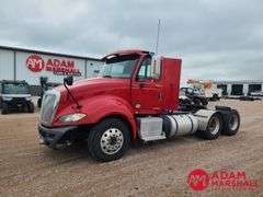 2014  International  Pro Star+  Semi Truck
