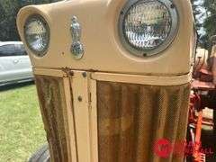 1966  J.I. Case  930  Tractor - Propane
