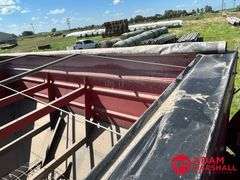 2011  J & M  875-18   Grain Cart