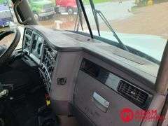 2012  Kenworth  T800  Semi Truck