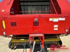 2013  New Holland  BR7090  Specialty Crop Baler