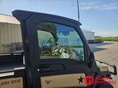 2023  John Deere  XUV 835M Honor Edition  UTV