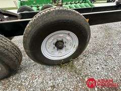 Duo Lift Mfg Co.  Header Trailer - 32FT