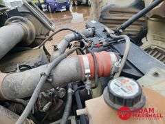 2005  International Harvester  8000  Semi Truck