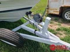 1992  Rinker  186 Captiva  V-Hull Boat - 18FT