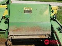 John Deere  Pull Type Silage Chopper