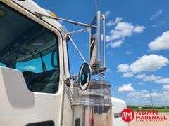 2014  Kenworth  W900  Semi Truck