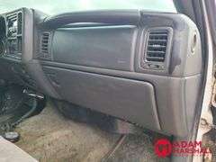 2004  Chevrolet  Silverado 3500  Pickup - Gasoline