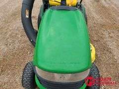 2009  John Deere  LA135  Lawn Mower w Bagger - 42IN