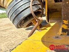 2008  Vermeer  605M  Round Baler