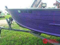 1970  Starcraft  V-Hull  Boat - 16FT
