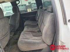 2004  Chevrolet  Silverado 3500  Pickup - Gasoline