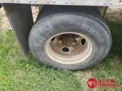 1986  Fruehauf  Van Trailer - 28FT