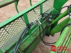 1984  John Deere  2950  Tractor w/Loader