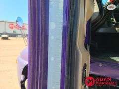 2000  Kenworth  T2000  Semi Truck