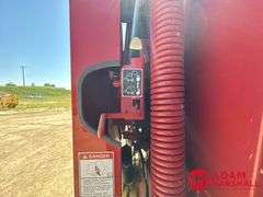 2013  New Holland  BR7090  Specialty Crop Baler