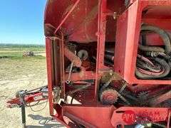 2013  New Holland  BR7090  Specialty Crop Baler