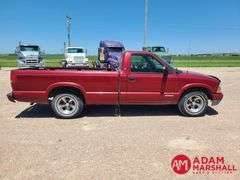 2003  Chevrolet  S10  Pickup - Gasoline