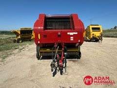 2013  New Holland  BR7090  Specialty Crop Baler