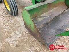1984  John Deere  2950  Tractor w/Loader