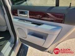 2006  Lincoln  Navigator  SUV - Gasoline