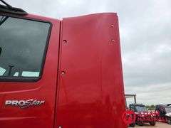 2014  International  Pro Star+  Semi Truck