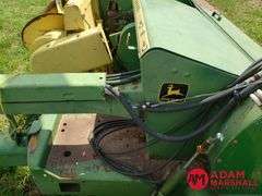 John Deere  Pull Type Silage Chopper