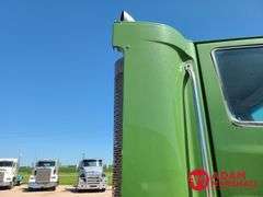 2006  Sterling  9500  Semi Truck