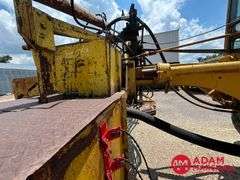 Caterpillar  120  Motor Grader - Mower