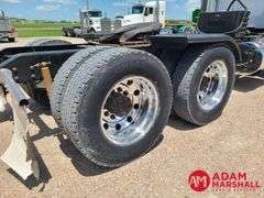 2016  Kenworth  T680  Semi Truck